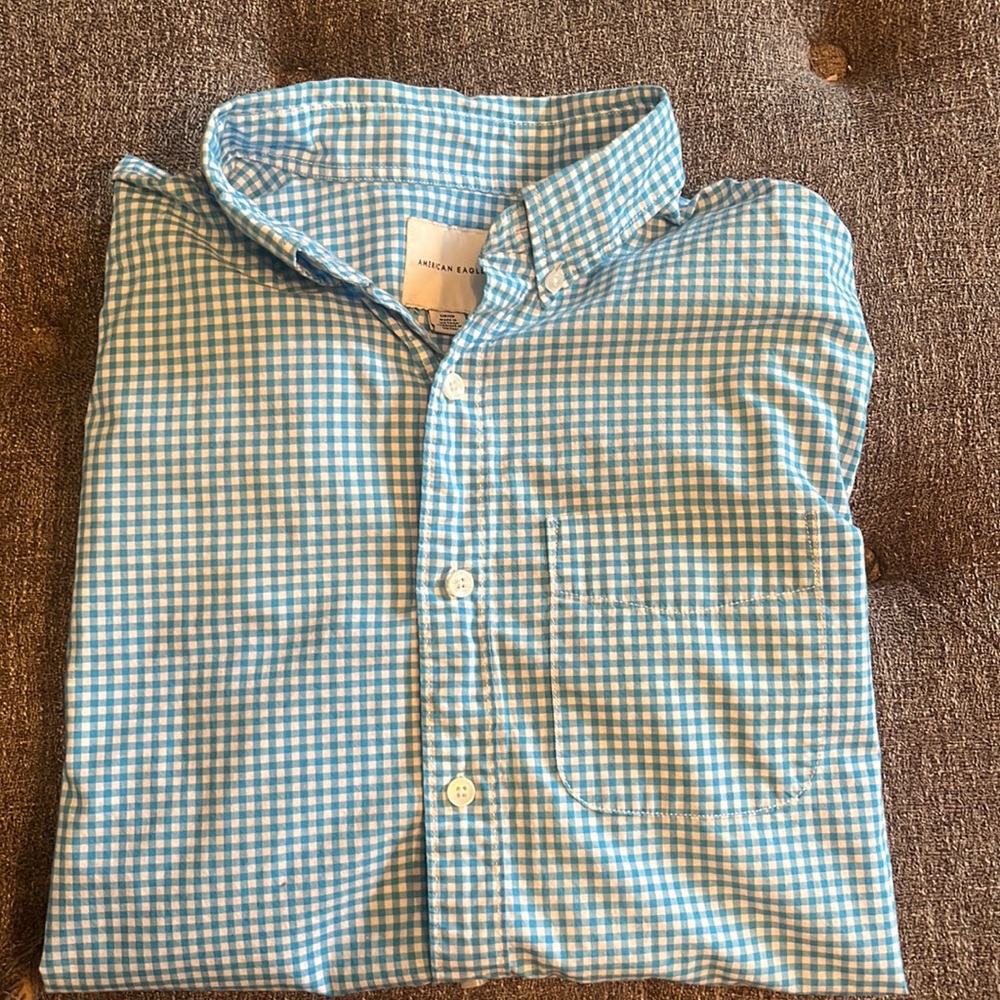 American Eagle Men’s small checkered dress shirt
